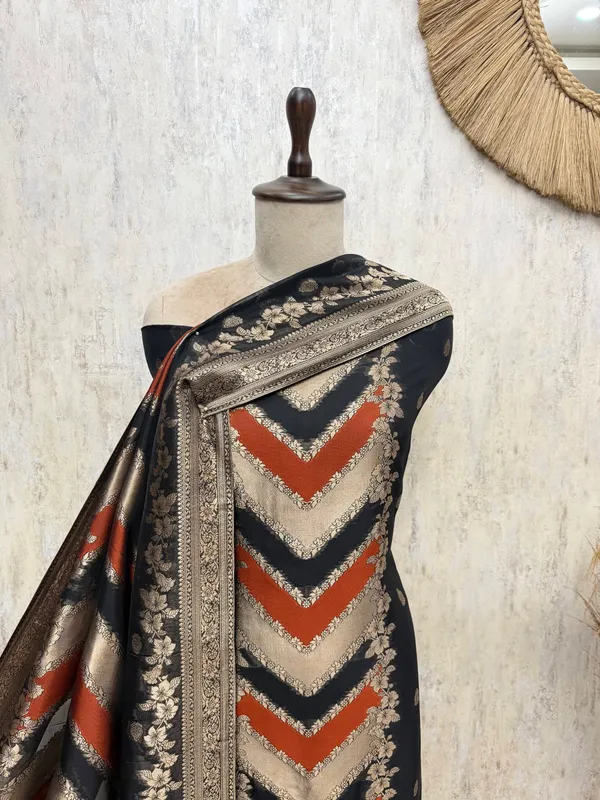 Kanjivaram_Royale_Silk_Unstitched_Suits_Orange