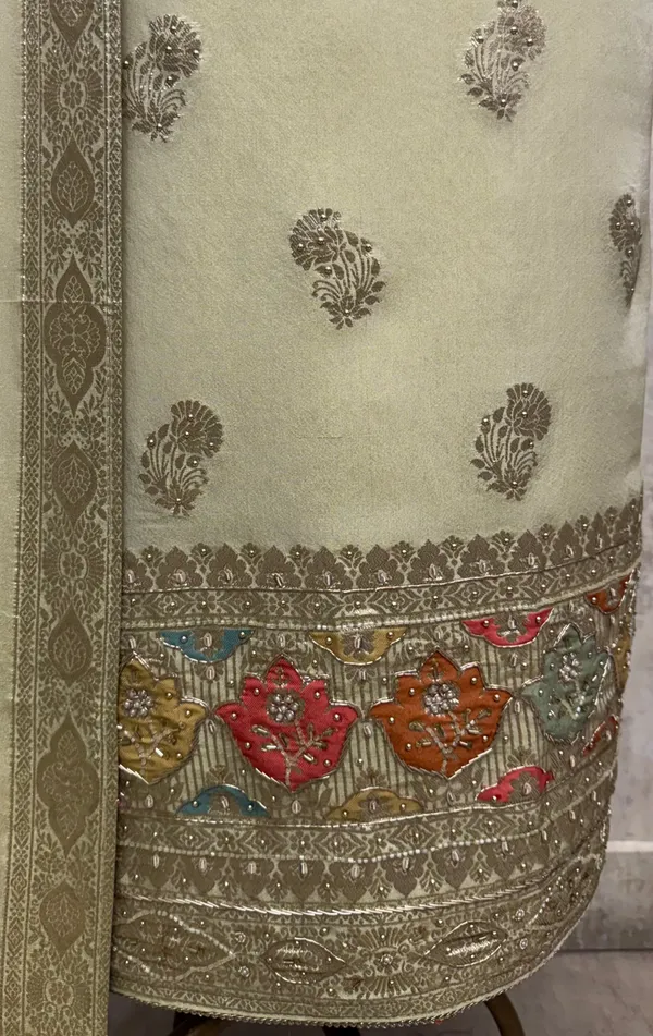 Tissue_Exquisite_Ensemble_Unstitched_Suits_Ivory