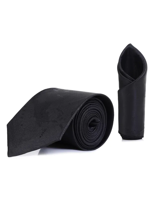 Random_Stripe_Necktie_For_Men_With_Pocket_Square_&_Lapel_Pin_Flowar