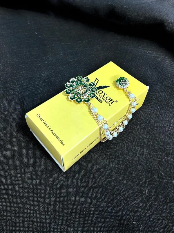 Chain_Brooch_Lapel_Pin_for_Men's_Suit,_Metal_Stud,_Shirt_Studs,_Accessories_for_Men_Women_on_Wedding,_Anniversary,_Dinner_Parties_(Green)