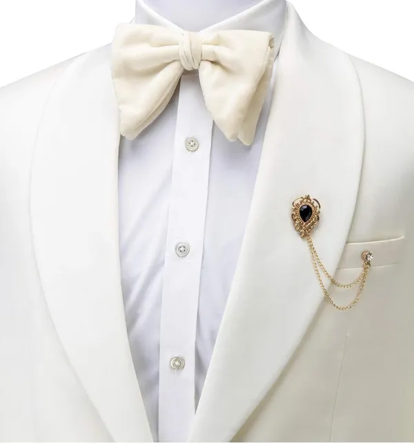 Voxon_Brooches_Pin_for_Men_Shirts_Collar_Chain_Brooch_Pin_Lapel_Stick_(Pack_of_1)