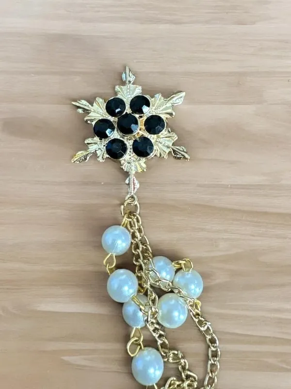 Voxon_Snowflake_Rhinestone_Brooches,_Hanging_Chain_Tassel_Badge,_Gold_Long-chain_Brooches_Shirt_Collar_Lapel_Pin_for_Men_Women_Suit_Accessories_Stage_Jewelry