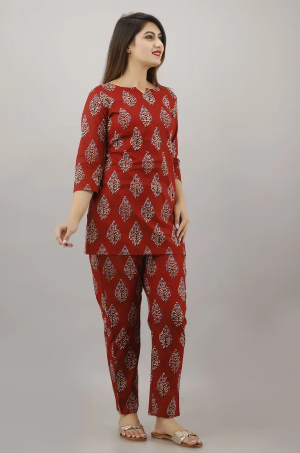 Maroon_Cotton_Printed_Top_&_Pyjama_Night_Suit_Set_For_Women