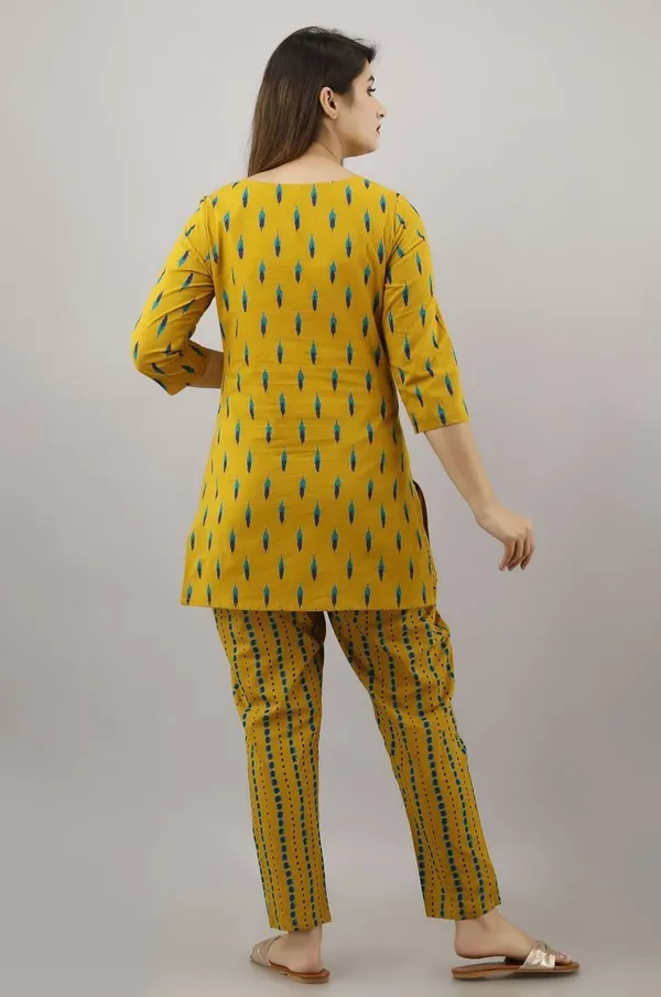 Yellow_Cotton_Printed_Top_&_Pyjama_Night_Suit_Set_For_Women