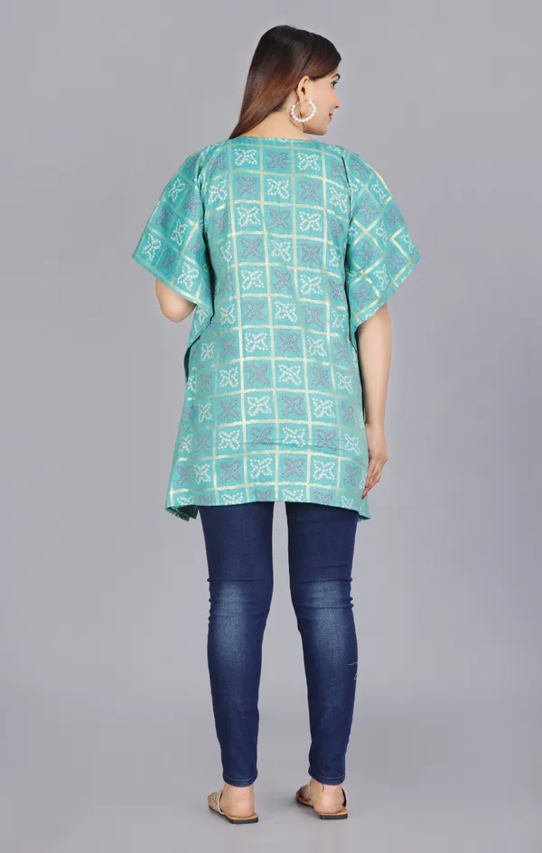 Blue_Pure_Cotton_Printed_V_Neck_Kaftan_For_Women
