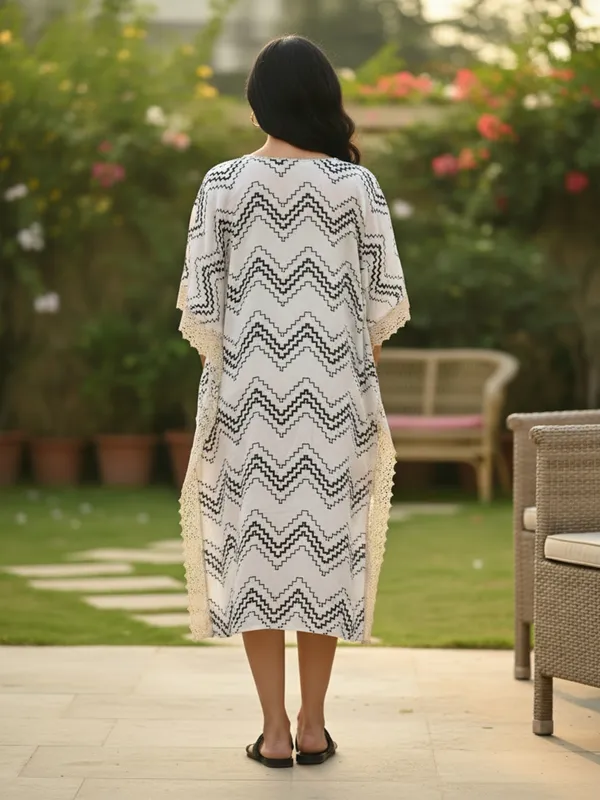 Multicolor_Trendy_Design_Rayon_Kaftan_For_Women