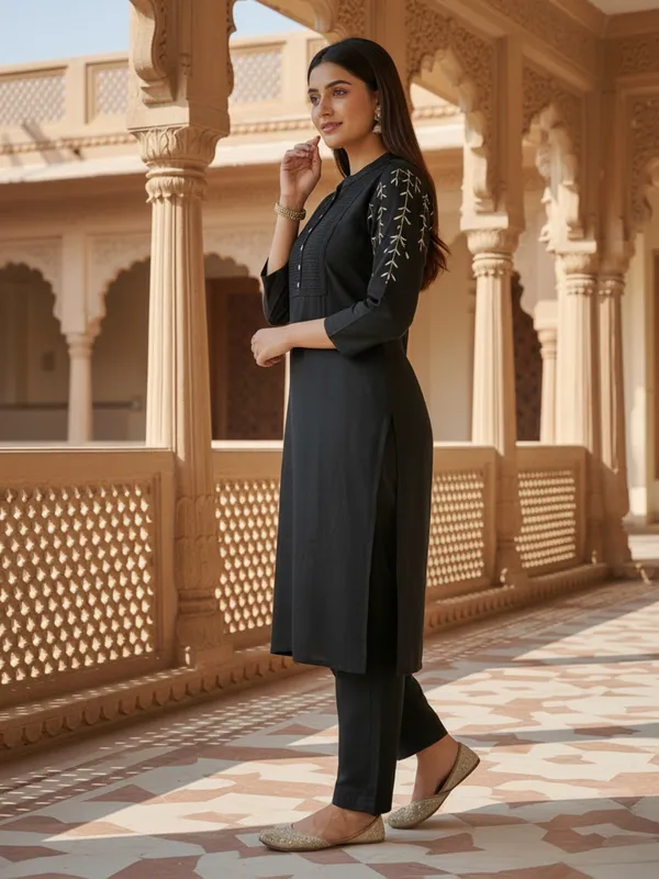 Etzin_Women_Kurta_Pant_Set