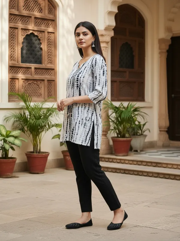 White_Trendy_Design_Viscose_Rayon_Party_Tie_&_Dye_Top_For_Women