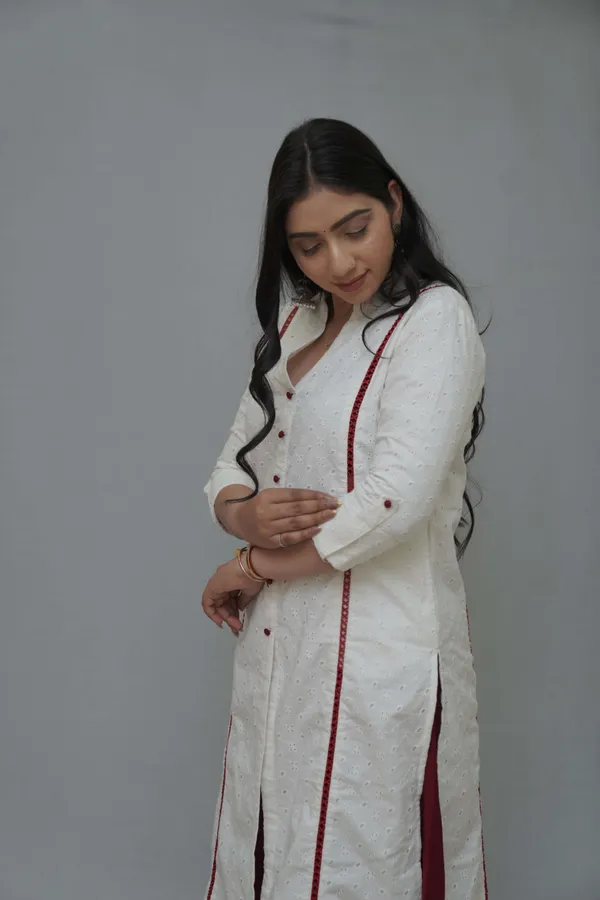 White_&_Red_Hakuba_Cotton_Kurta_And_Palazzo_Set_For_Women