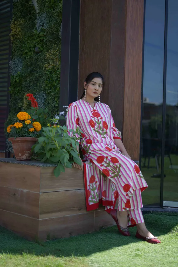 Pink_Rayon_Kurta_Set_For_Women