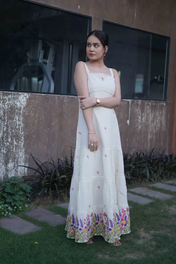 White_Kora_Cotton_Maxi_Dress_For_Women