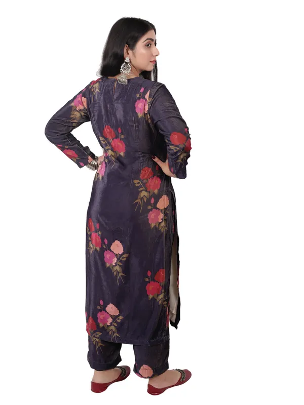 Purple_Velvet_Floral_Kurta_Set_For_Women