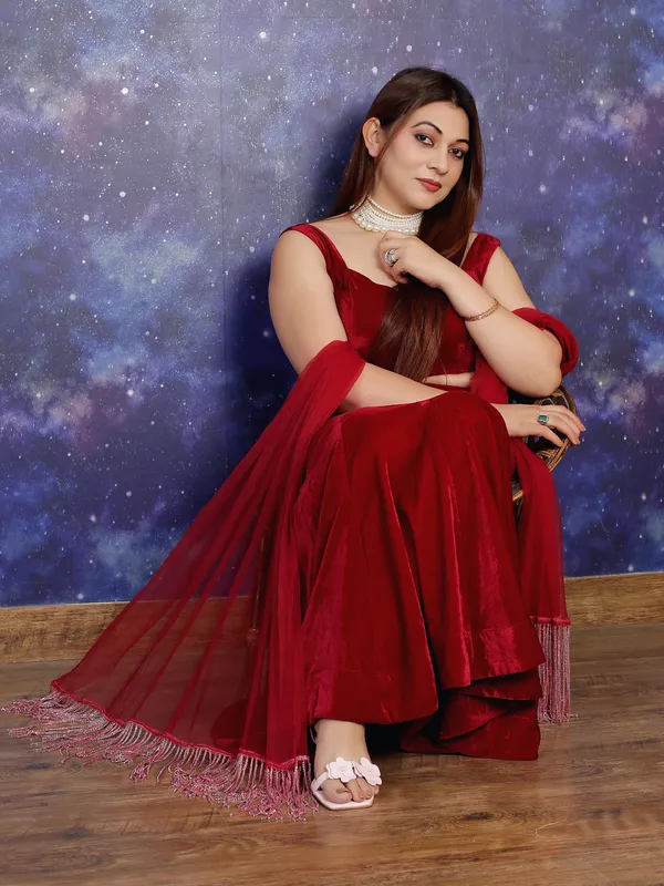 Red_Velvet_Skirt_With_Crop_Top_For_Women
