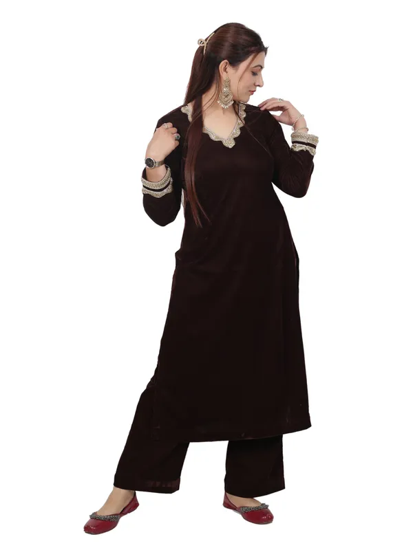 Brown_Velvet_Kurta_Set_For_Women