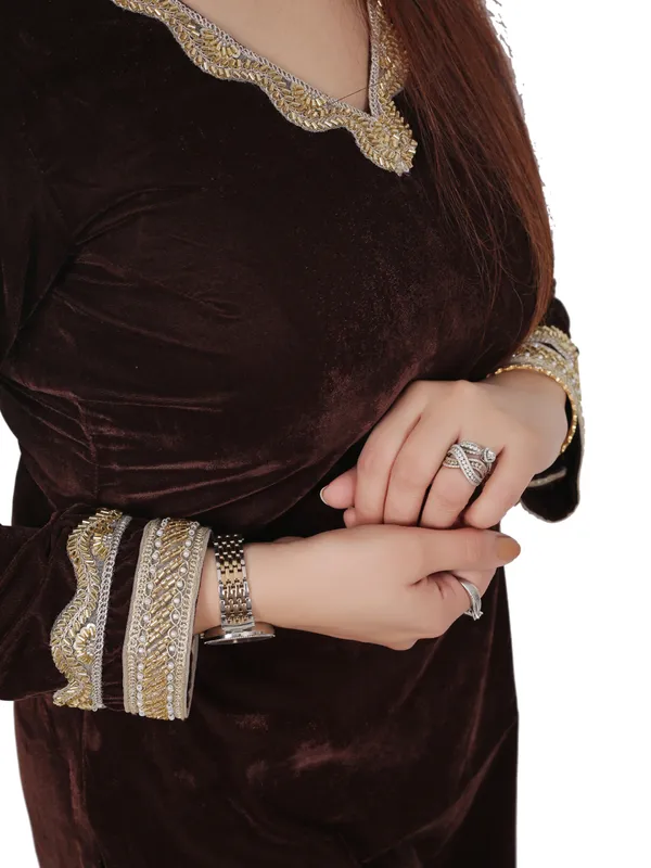 Brown_Velvet_Kurta_Set_For_Women