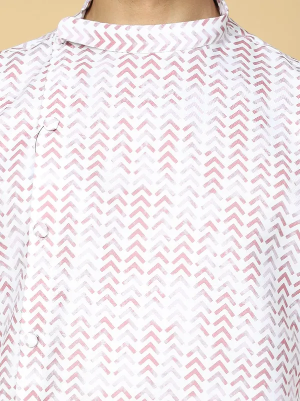 Red_Cotton_Full_Sleeve_Regular_Fit_Printed_Kurta_For_Men