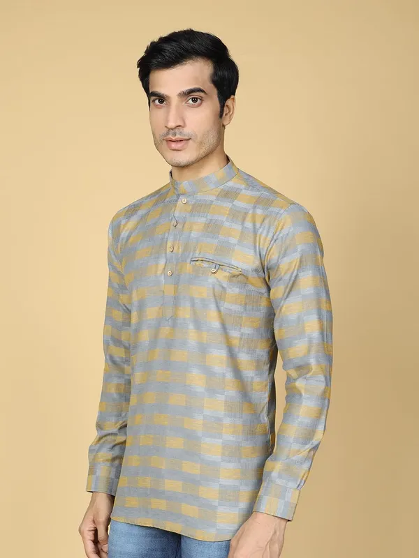 Blue_Cotton_Full_Sleeve_Regular_Fit_Checks_Short_Kurta_For_Men