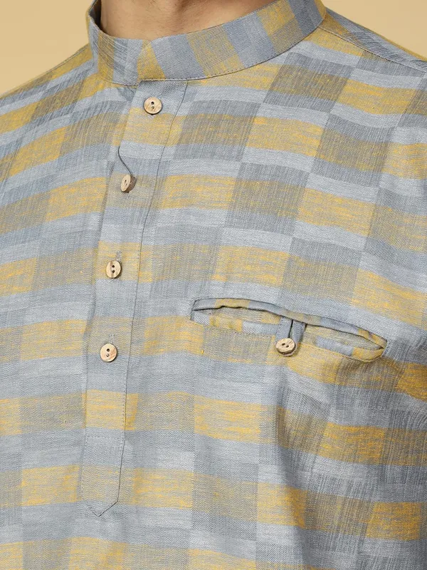 Blue_Cotton_Full_Sleeve_Regular_Fit_Checks_Short_Kurta_For_Men