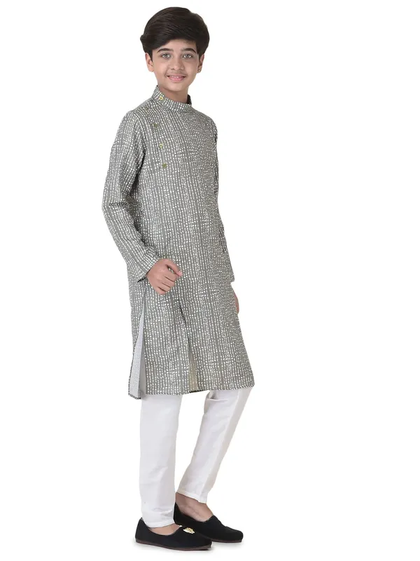 Green_Cotton_Full_Sleeve_Regular_Printed_Kurta_For_Kids