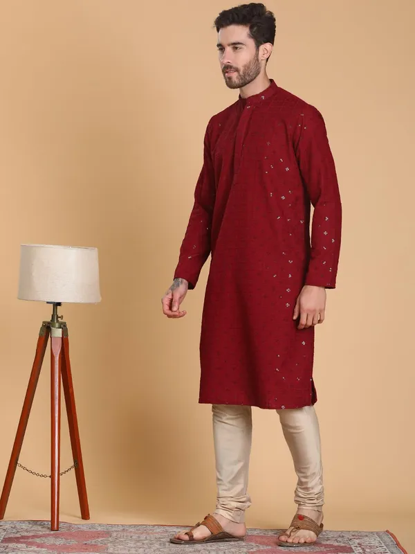 Maroon_Ͽ�S_Regular_Fit_Cotton_Kurta_In_Maroon_Colour_Ͽ�_Full_Sleeves_Kurta_Casual_&_Festive_Occasions_For_Men
