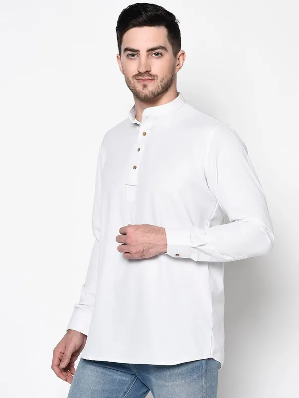 White_Full_Sleeve_Regular_Plain_Kurta_For_Men