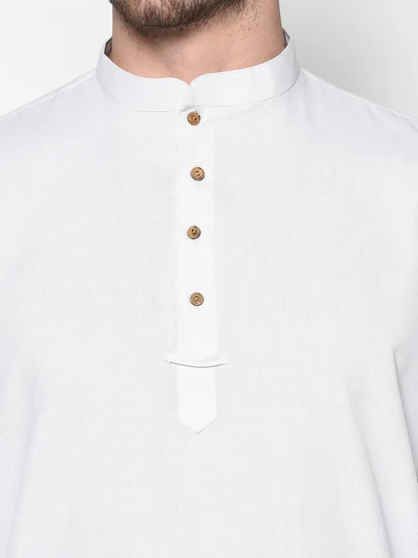 White_Full_Sleeve_Regular_Plain_Kurta_For_Men