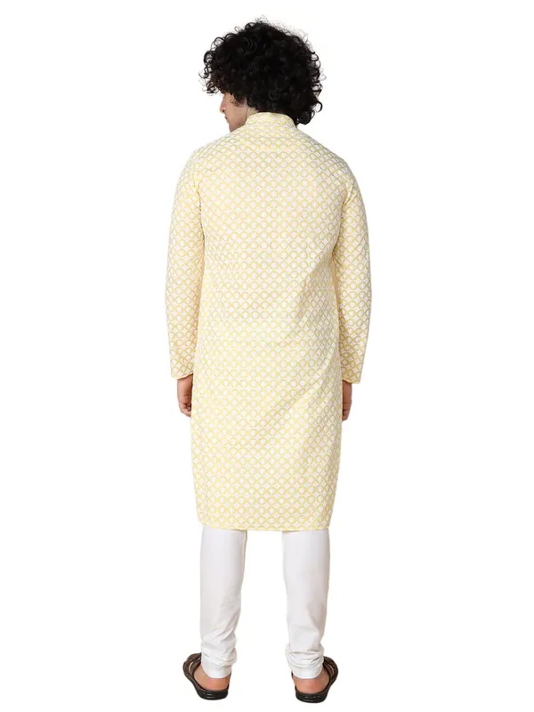 Yellow_Cotton_Yellow_Full_Sleeve_Regular_Fit_Plain_Kurta_For_Men