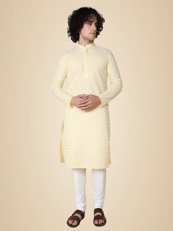Yellow_Cotton_Yellow_Full_Sleeve_Regular_Fit_Plain_Kurta_For_Men