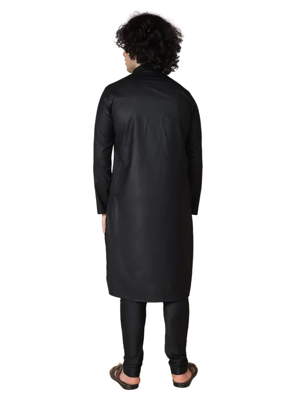 Black_Cotton_Full_Sleeve_Regular_Fit_Embroidery_Kurta_For_Men