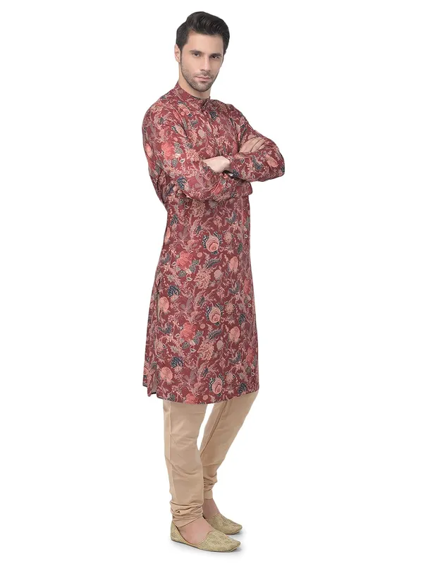 Maroon_Regular_Fit_Cotton_Kurta_Ͽ�_Beige_Colour_Full_Sleeves_For_Men