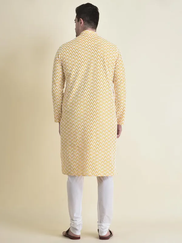 Yellow_Cotton_Full_Sleeve_Regular_Fit_Chikankari_Embroidery_Kurta_Set_For_Men