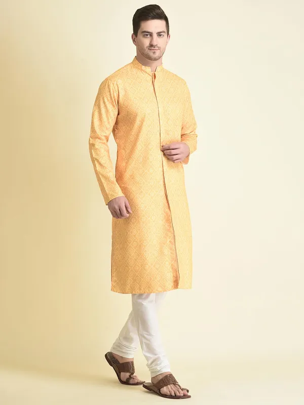 Yellow_Cotton_Yellow_Full_Sleeve_Regular_Fit_Printed_Kurta_Set_For_Men