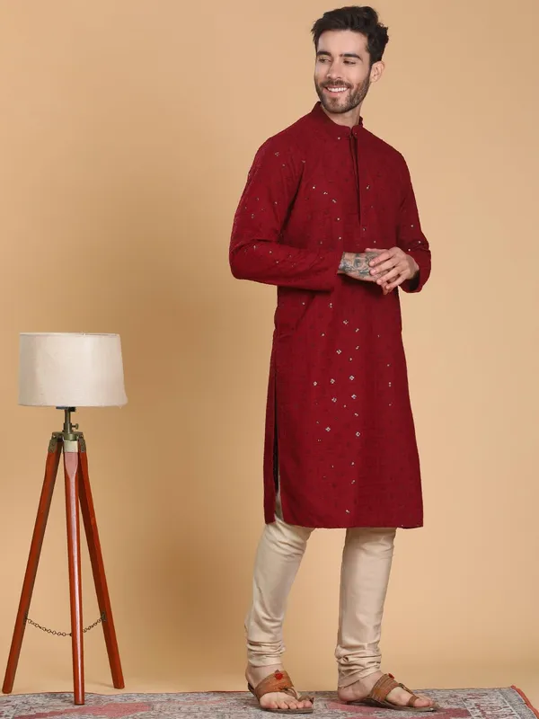 Maroon_Cotton_Full_Sleeves_Regular_Embroidery_Maroon_Kurta_Set_For_Men
