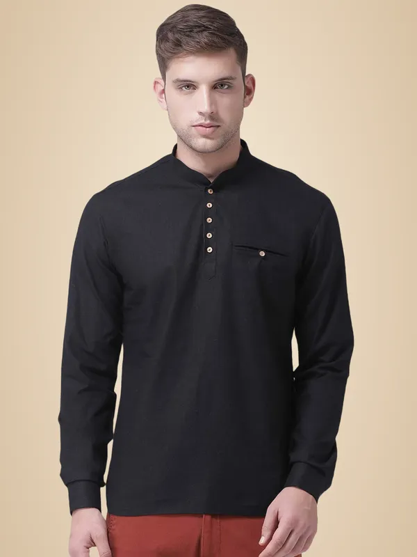 Black_Cotton_White_Full_Sleeve_Regular_Fit_Plain_Short_Kurta_For_Men