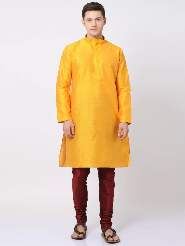 Tabard_Men_Self_Design_Straight_Kurta_(Yellow)