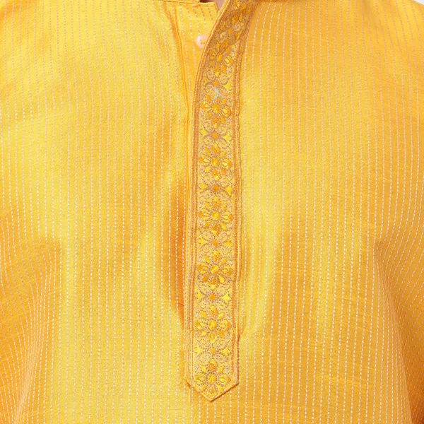 Tabard_Men_Embroidered_Straight_Kurta_(Yellow)