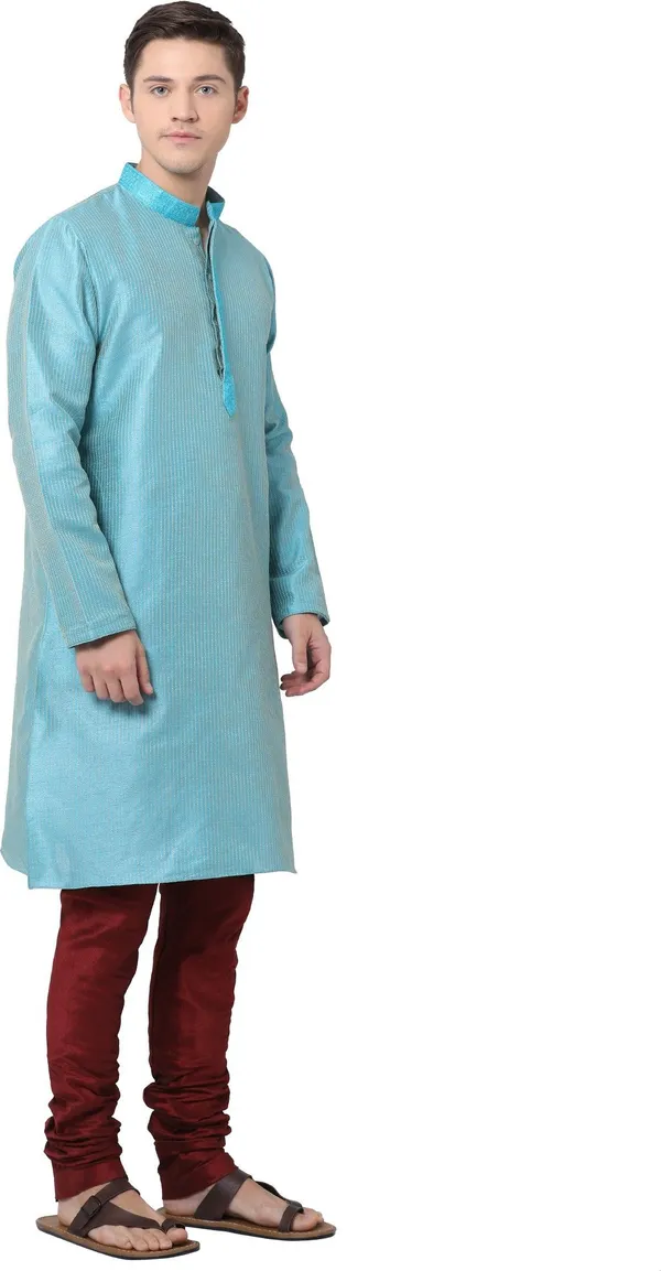 Tabard_Men_Embroidered_Straight_Kurta_(Light_Blue,_Gold)
