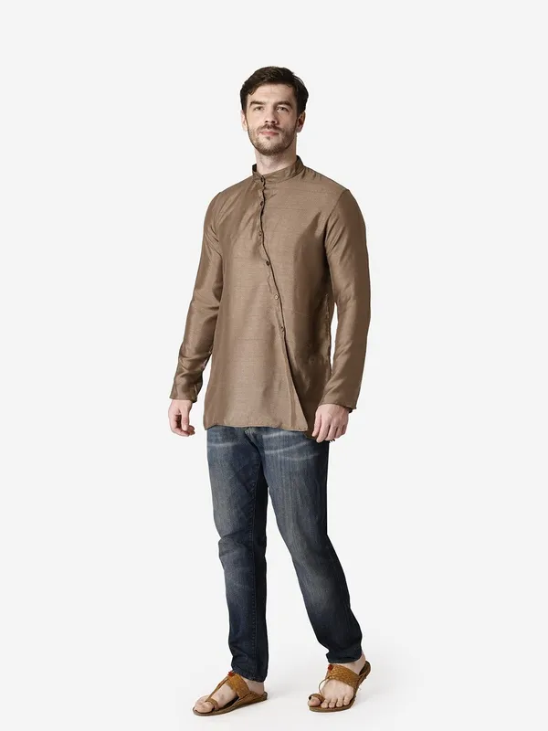 Tabard_Men_Solid_Straight_Kurta_(Beige)