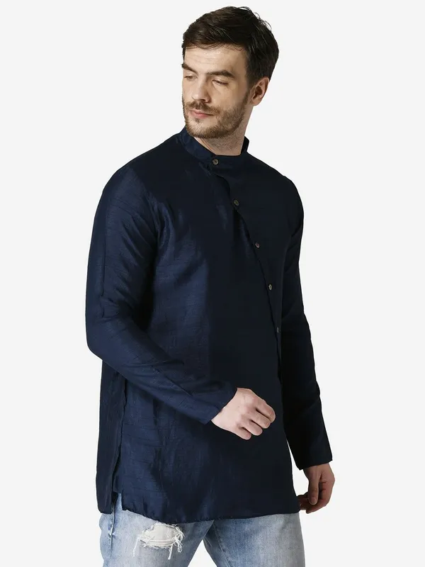 Tabard_Men_Solid_Straight_Kurta_(Blue)