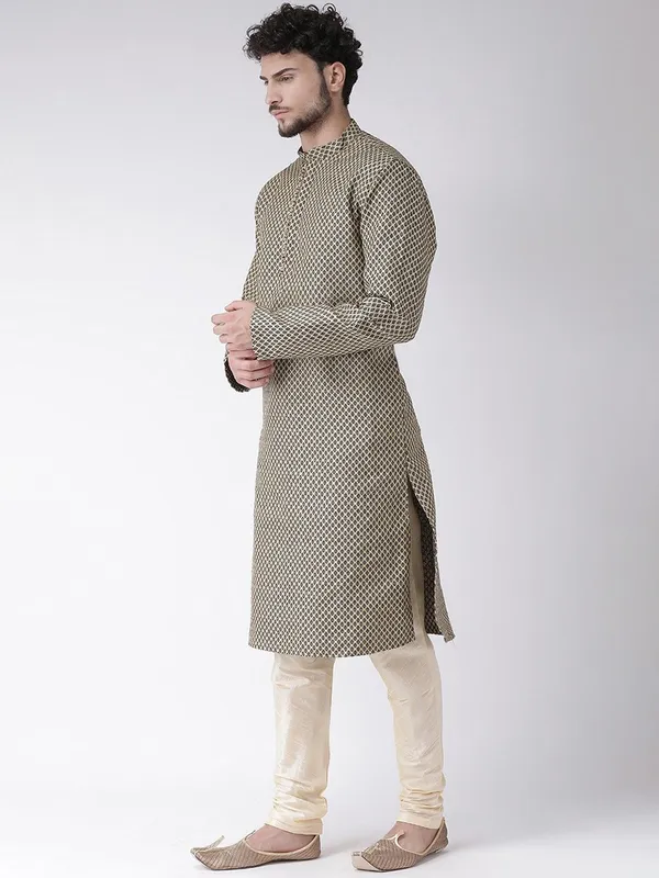 Tabard_Men_Printed_Straight_Kurta_(Black)