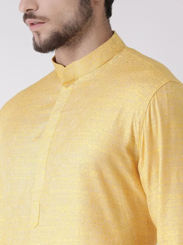 Tabard_Men_Printed_Straight_Kurta_(Yellow)