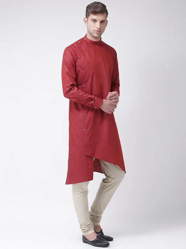 Tabard_Men_Solid_Straight_Kurta_(Red)