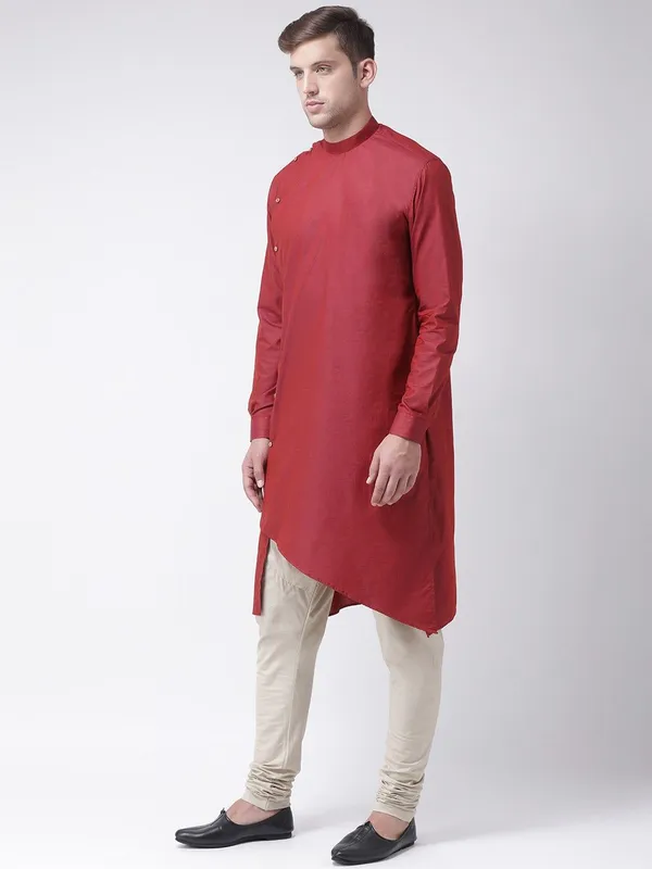 Tabard_Men_Solid_Straight_Kurta_(Red)