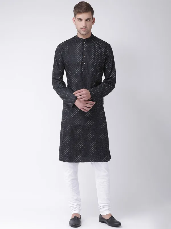 Tabard_Men_Printed_Straight_Kurta_(Black)
