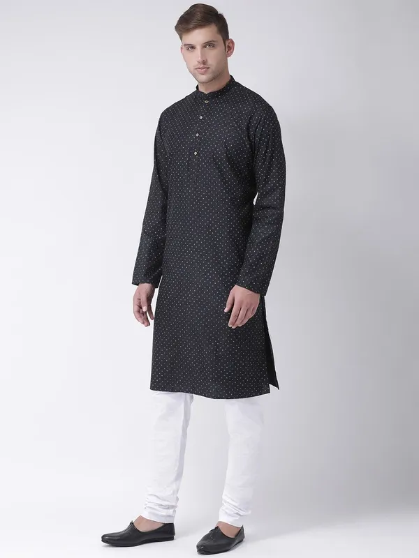 Tabard_Men_Printed_Straight_Kurta_(Black)