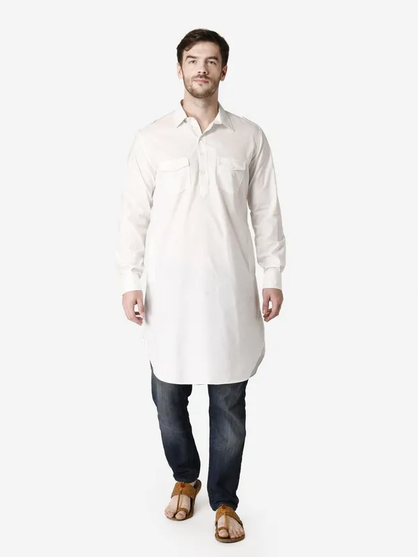 Tabard_Men_Solid_Straight_Kurta_(White)