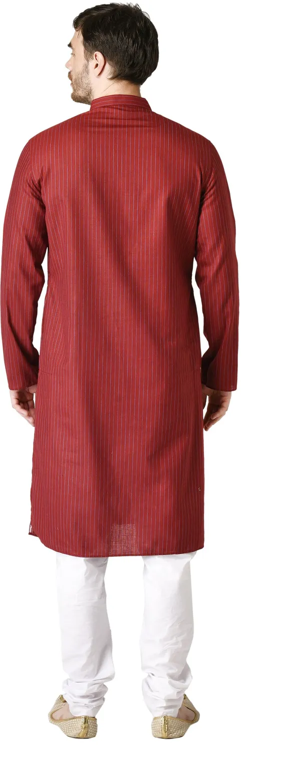 Tabard_Men_Solid_Straight_Kurta_(Maroon)