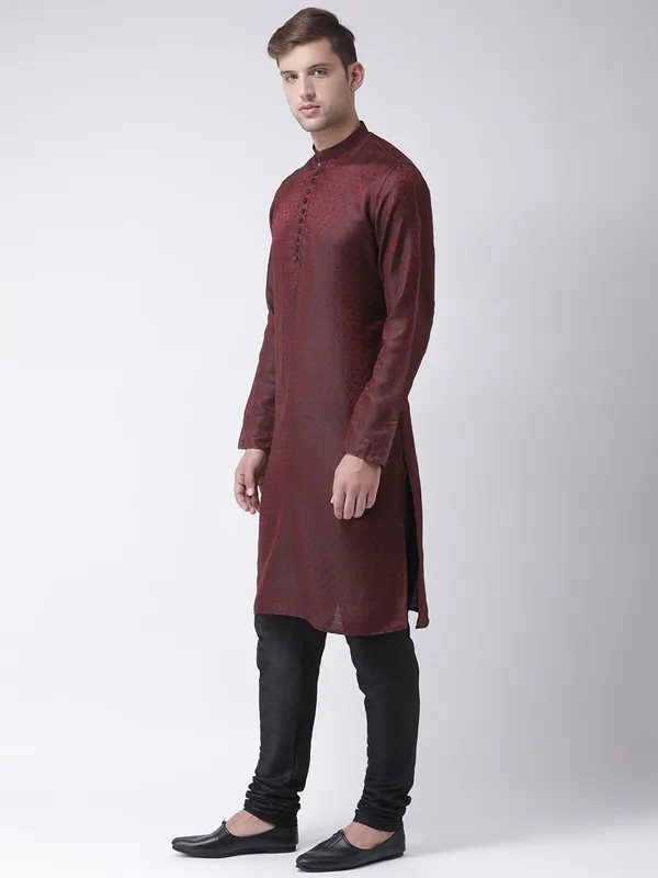 Tabard_Men_Printed_Straight_Kurta_(Maroon)