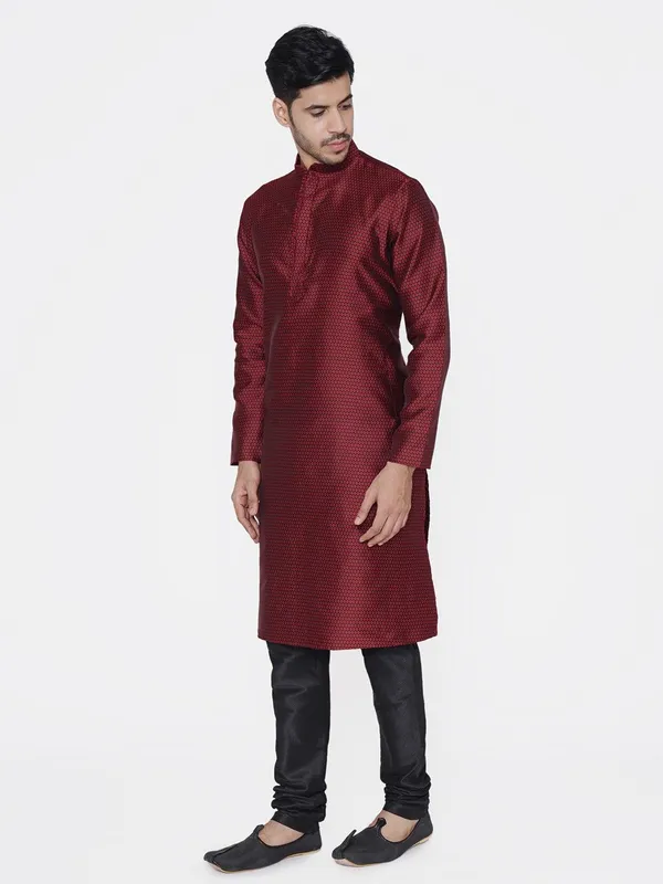 Tabard_Men_Printed_Straight_Kurta_(Maroon)