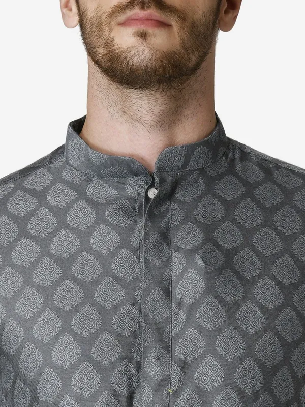 Tabard_Men_Printed_Straight_Kurta_(Grey)